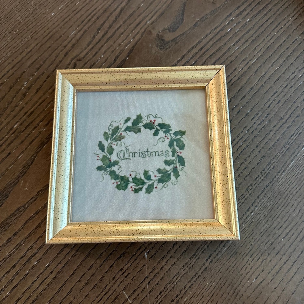 Virginia Leitch Hiss Theorem Painting Christmas Holly Wreath Framed Folk Art 6'' - Picture 2 of 3